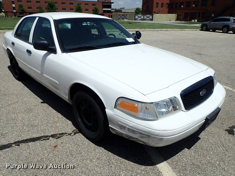 image for item DE5411 2007 Ford Crown Victoria Police Interceptor