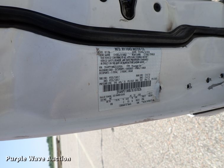 image for item DE5411 2007 Ford Crown Victoria Police Interceptor