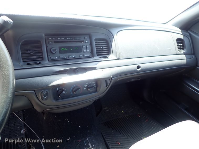image for item DE5411 2007 Ford Crown Victoria Police Interceptor