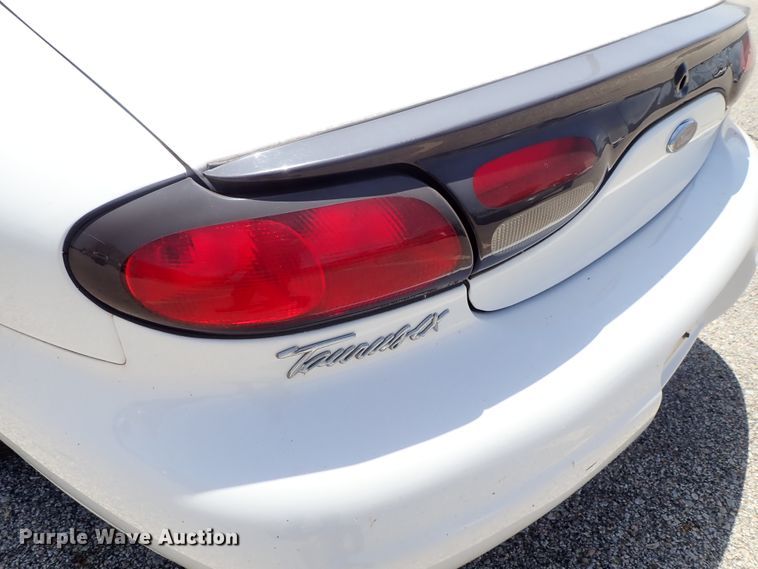 image for item DE5413 1998 Ford Taurus