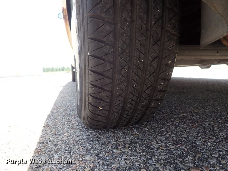 image for item DE5413 1998 Ford Taurus