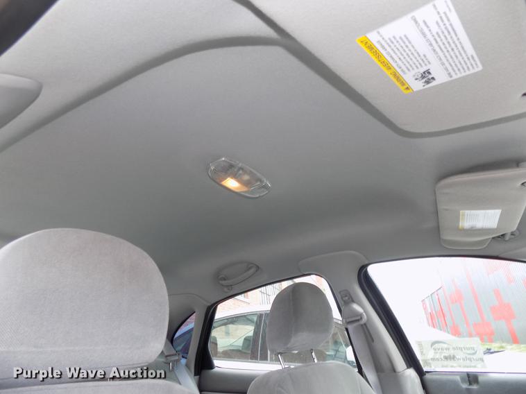 image for item DE7701 2005 Ford Taurus SE