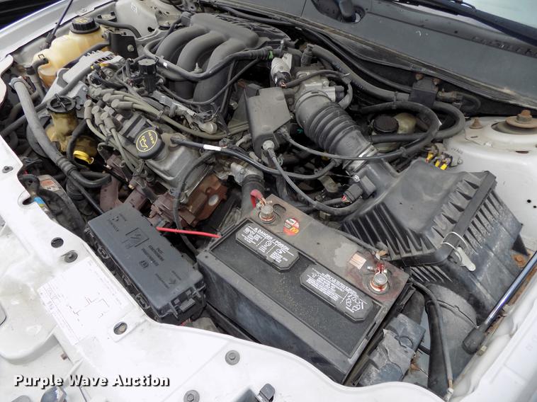 image for item DE7701 2005 Ford Taurus SE