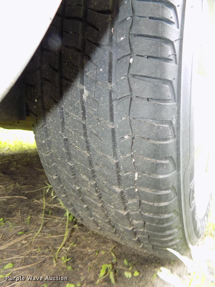 image for item DE7701 2005 Ford Taurus SE