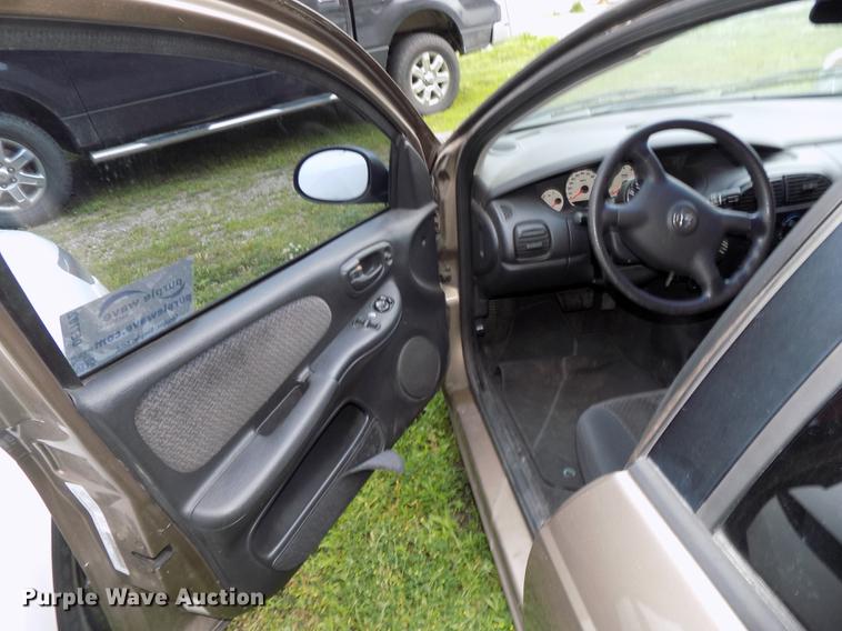 image for item DE7702 2001 Dodge Neon SE