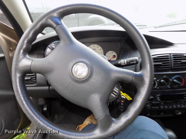 image for item DE7702 2001 Dodge Neon SE