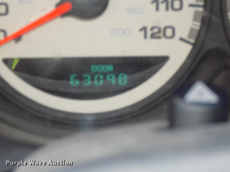 image for item DE7702 2001 Dodge Neon SE