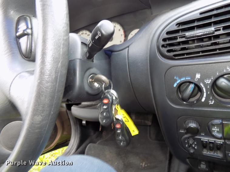 image for item DE7702 2001 Dodge Neon SE