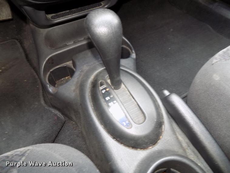 image for item DE7702 2001 Dodge Neon SE