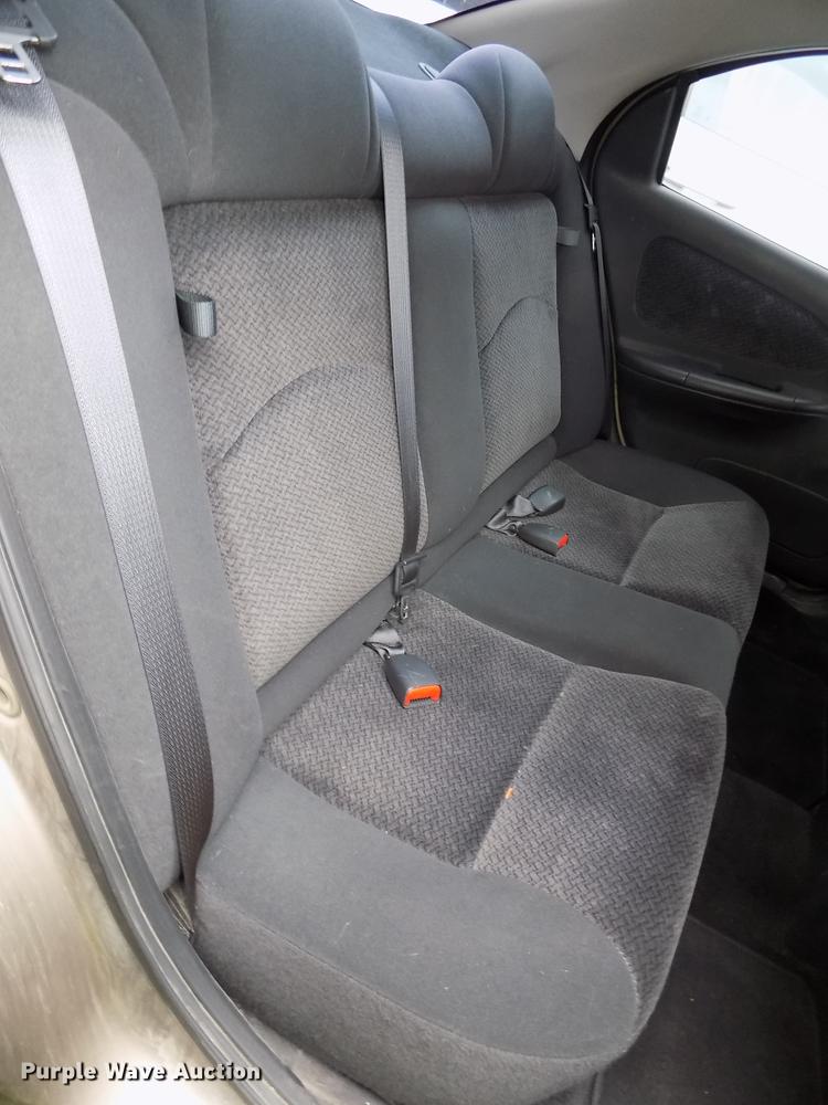 image for item DE7702 2001 Dodge Neon SE