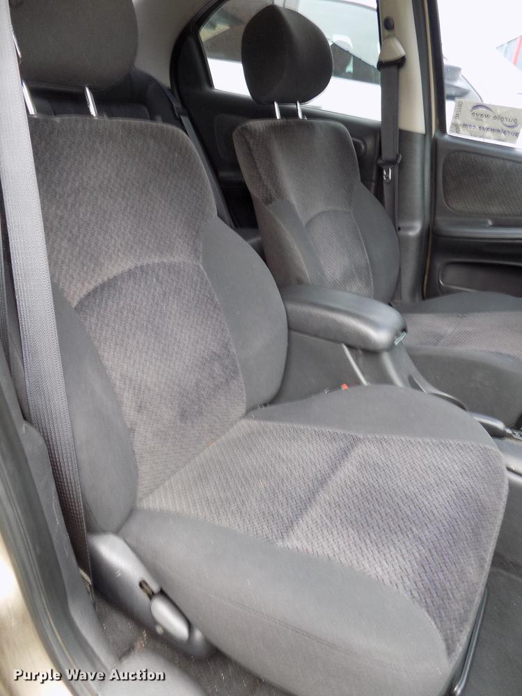 image for item DE7702 2001 Dodge Neon SE