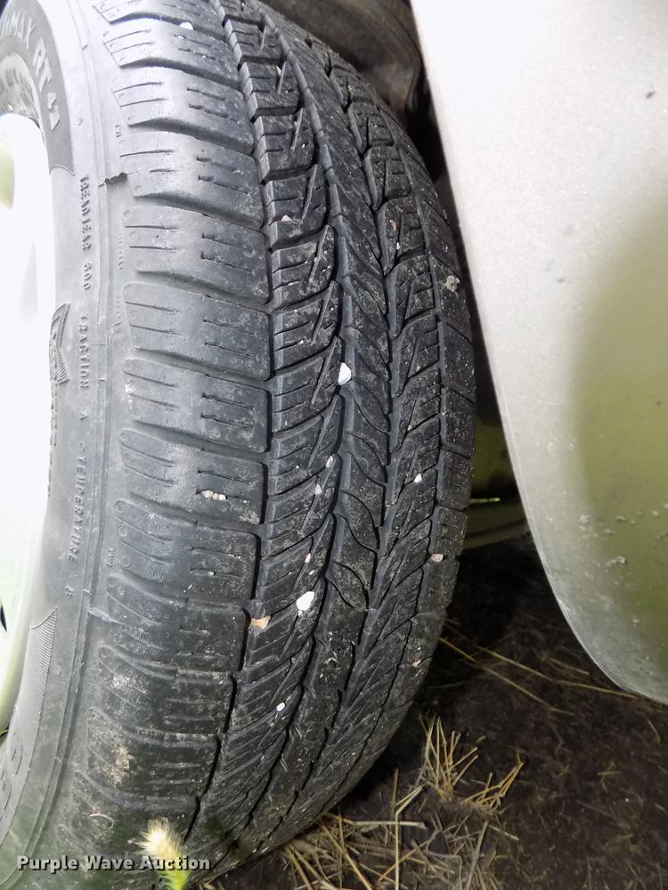 image for item DE7702 2001 Dodge Neon SE