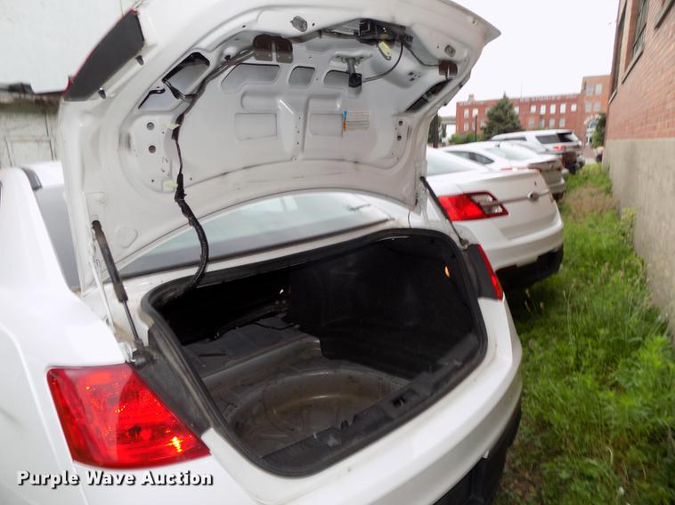 image for item DE7703 2013 Ford Taurus Police Interceptor