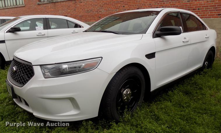 image for item DE7704 2013 Ford Taurus Police Interceptor