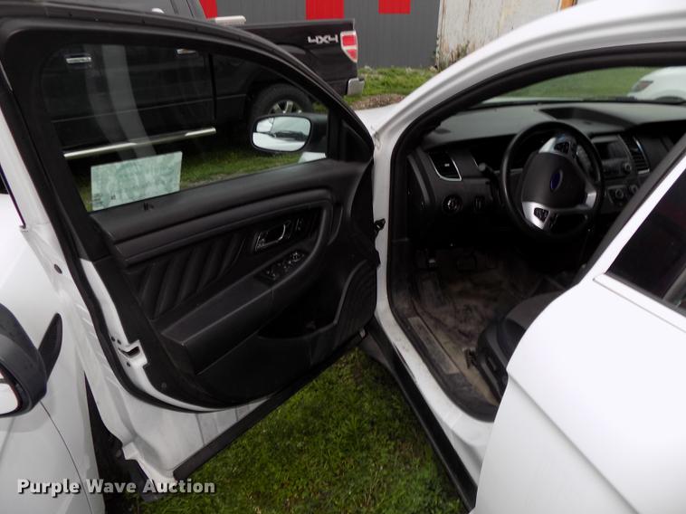 image for item DE7704 2013 Ford Taurus Police Interceptor