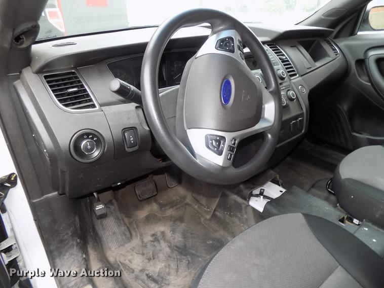 image for item DE7704 2013 Ford Taurus Police Interceptor