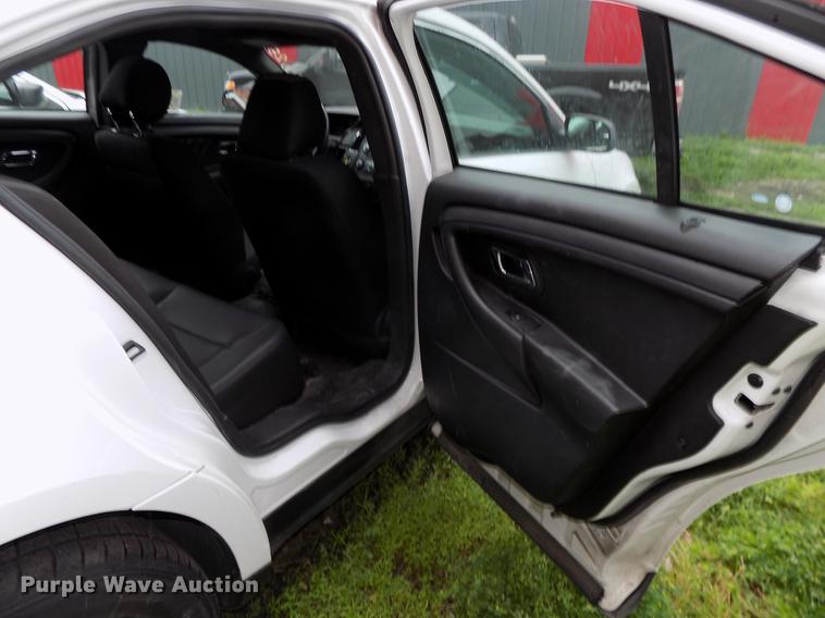 image for item DE7704 2013 Ford Taurus Police Interceptor