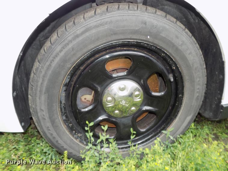 image for item DE7704 2013 Ford Taurus Police Interceptor