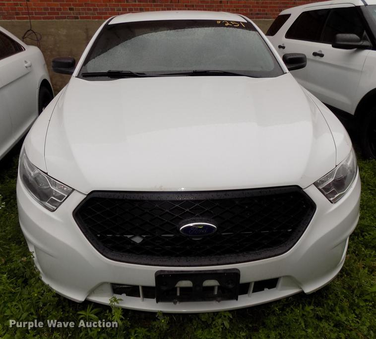 image for item DE7705 2013 Ford Taurus Police Interceptor