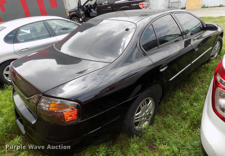 image for item DE7707 2005 Pontiac Boneville SE