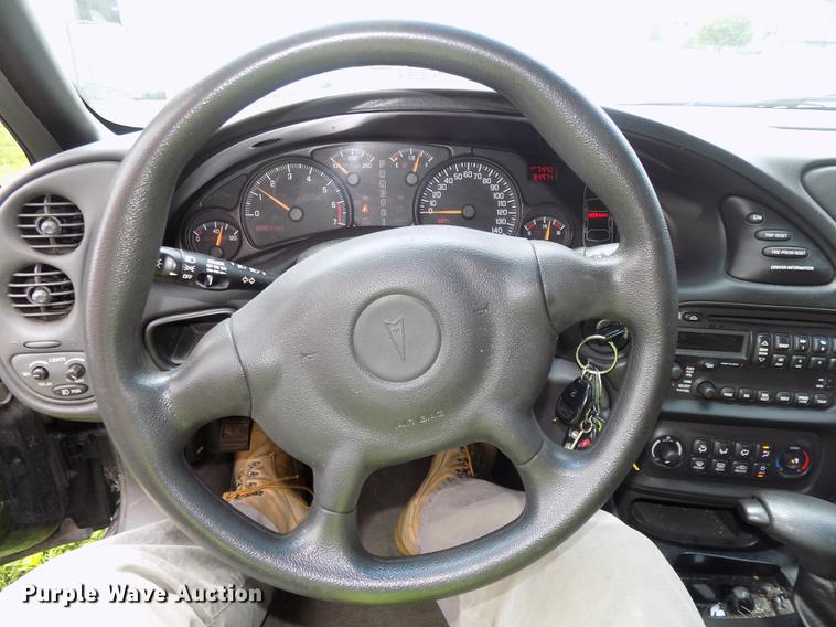 image for item DE7707 2005 Pontiac Boneville SE