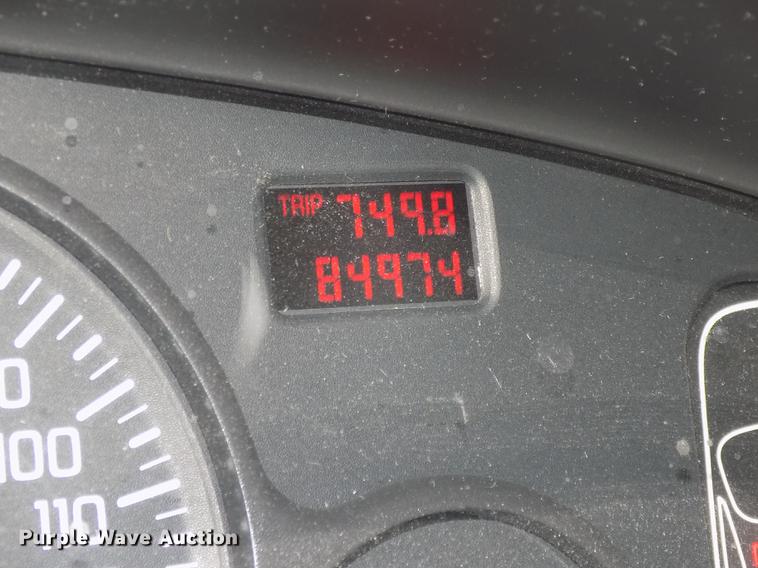 image for item DE7707 2005 Pontiac Boneville SE