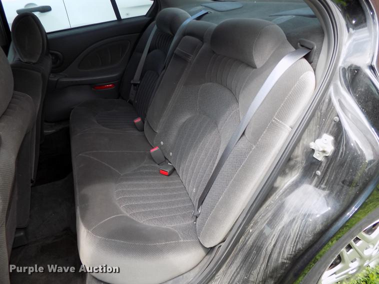 image for item DE7707 2005 Pontiac Boneville SE