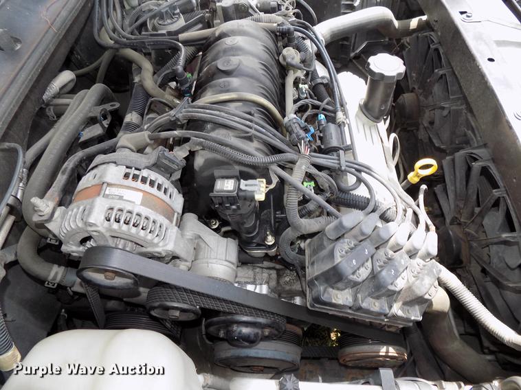 image for item DE7707 2005 Pontiac Boneville SE