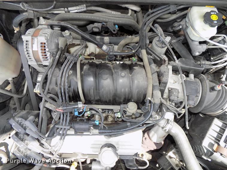 image for item DE7707 2005 Pontiac Boneville SE