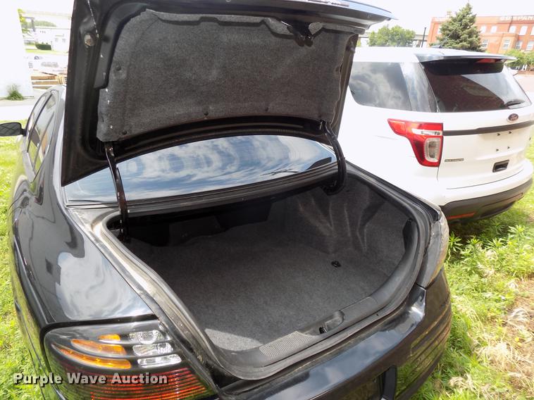 image for item DE7707 2005 Pontiac Boneville SE