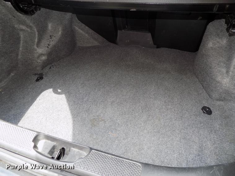 image for item DE7707 2005 Pontiac Boneville SE