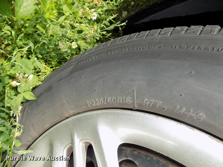 image for item DE7707 2005 Pontiac Boneville SE