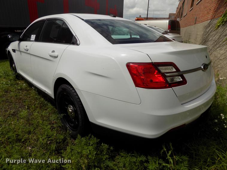 image for item DE7710 2013 Ford Taurus Police Interceptor