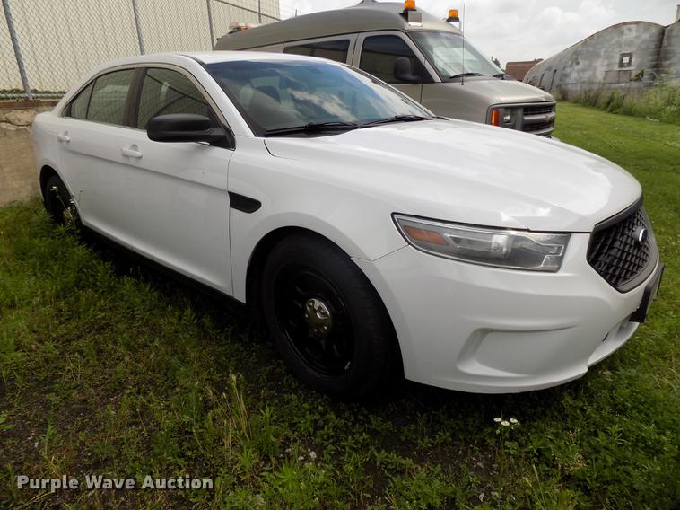 image for item DE7711 2013 Ford Taurus Police Interceptor