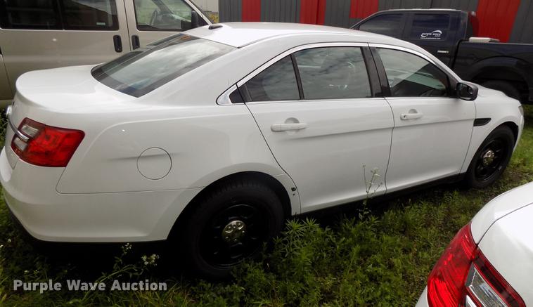 image for item DE7711 2013 Ford Taurus Police Interceptor