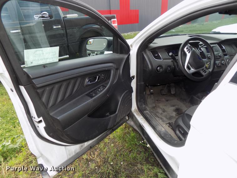 image for item DE7711 2013 Ford Taurus Police Interceptor