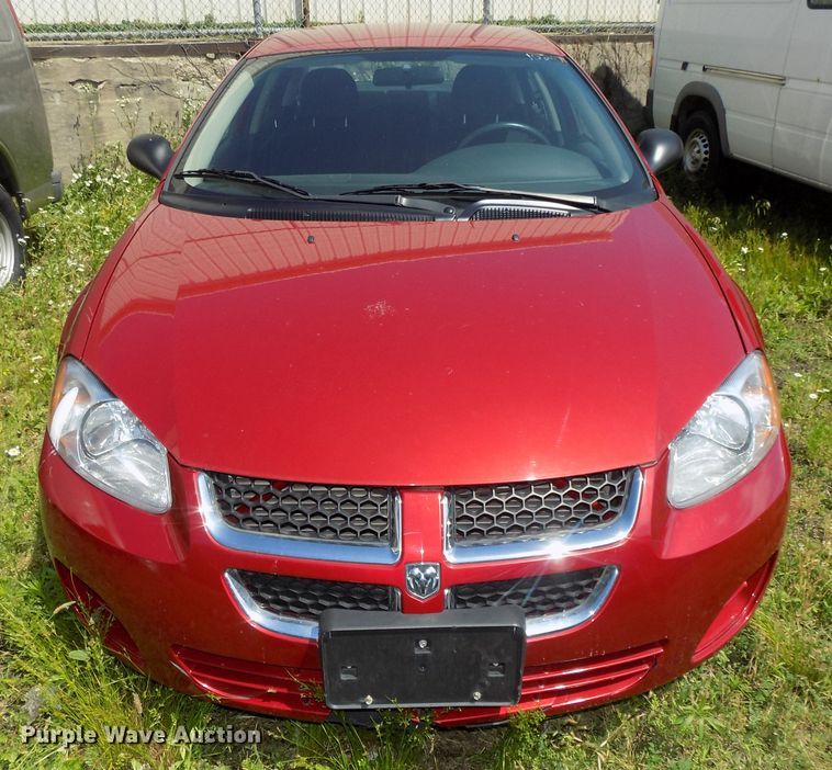 image for item DE7713 2005 Dodge Stratus SXT