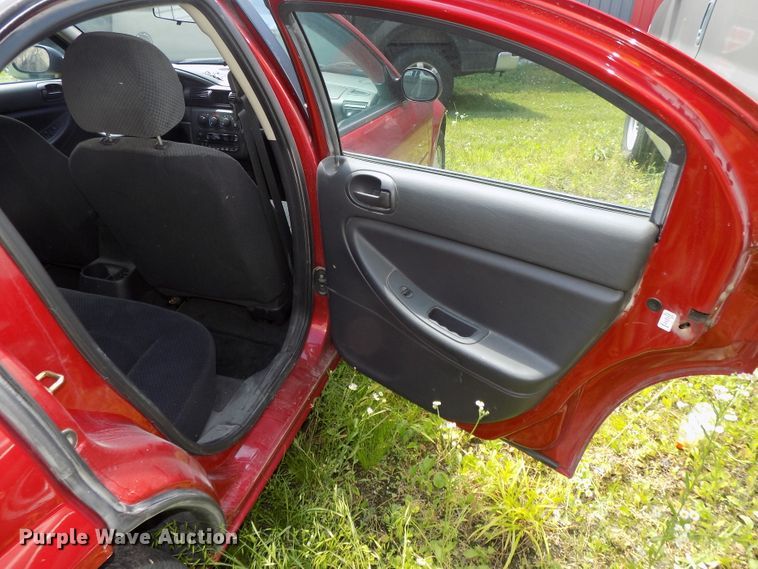 image for item DE7713 2005 Dodge Stratus SXT