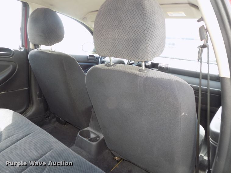 image for item DE7713 2005 Dodge Stratus SXT