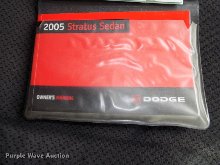 image for item DE7713 2005 Dodge Stratus SXT