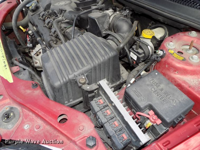 image for item DE7713 2005 Dodge Stratus SXT