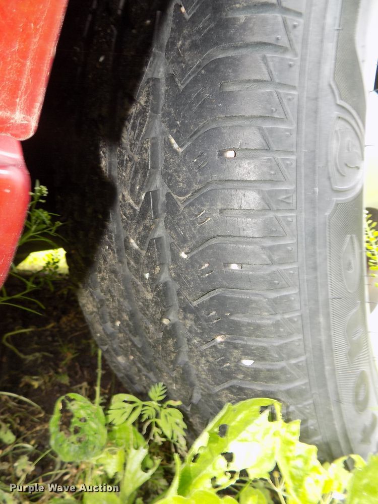 image for item DE7713 2005 Dodge Stratus SXT