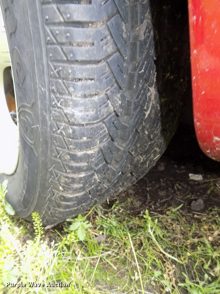 image for item DE7713 2005 Dodge Stratus SXT