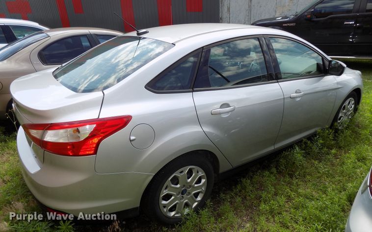 image for item DE7715 2012 Ford Focus SE