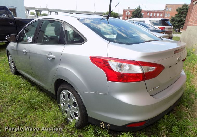 image for item DE7715 2012 Ford Focus SE