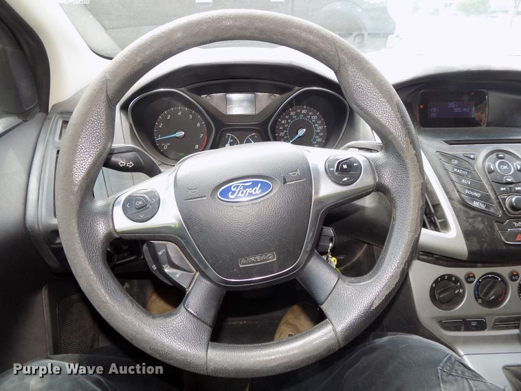 image for item DE7715 2012 Ford Focus SE