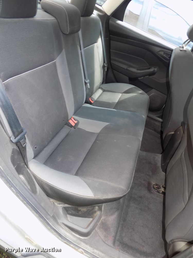 image for item DE7715 2012 Ford Focus SE