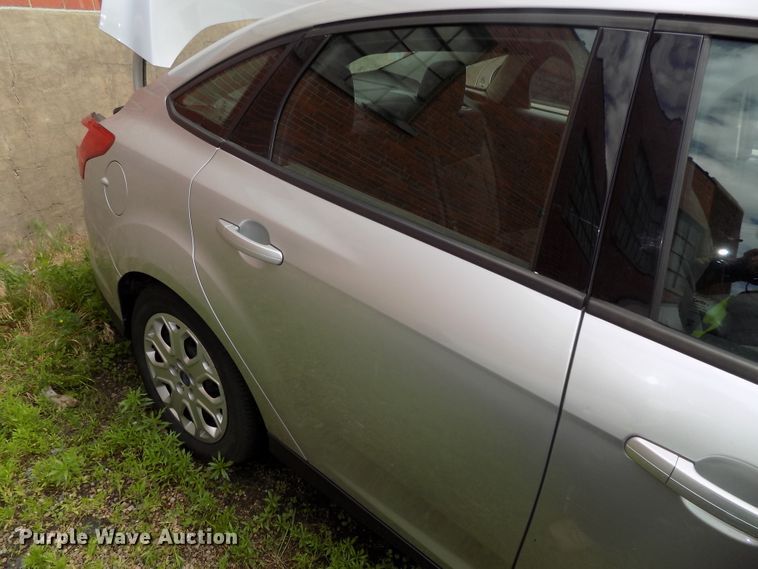 image for item DE7715 2012 Ford Focus SE