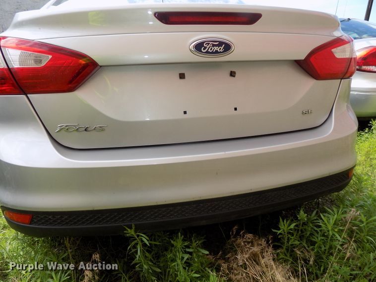 image for item DE7715 2012 Ford Focus SE