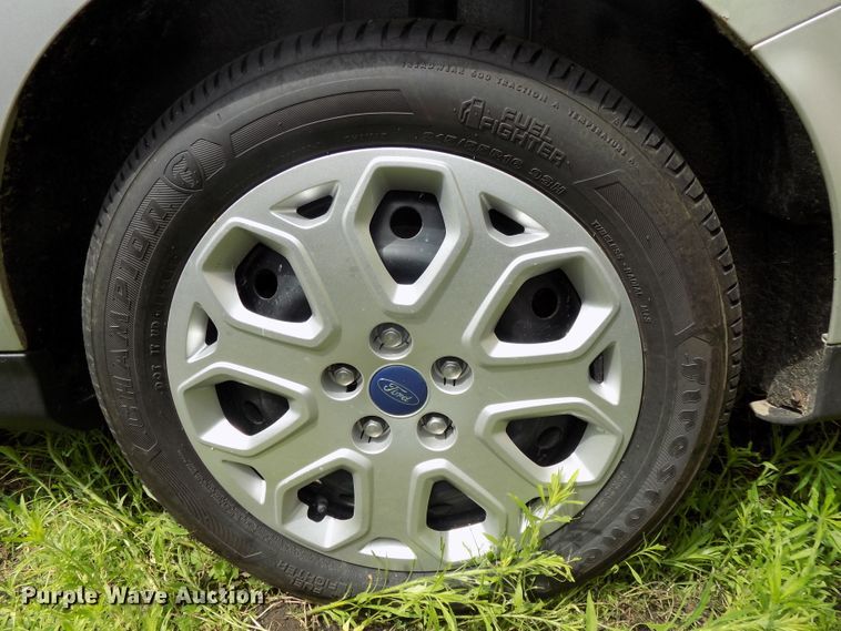 image for item DE7715 2012 Ford Focus SE